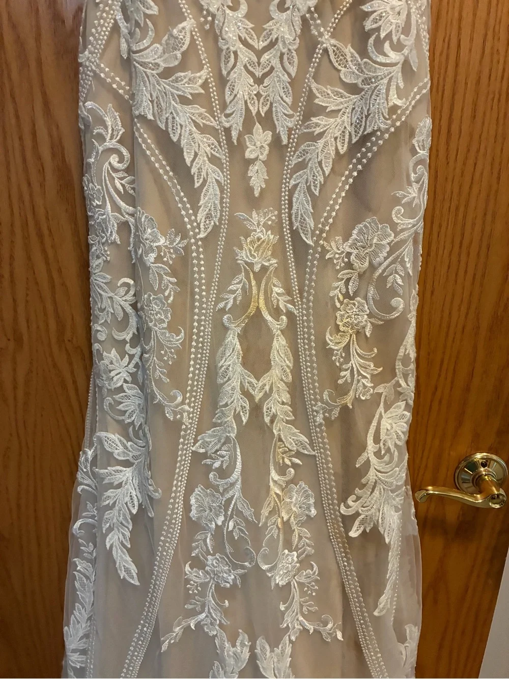 Elegant White Lace Bridal Veil and Dress Accent